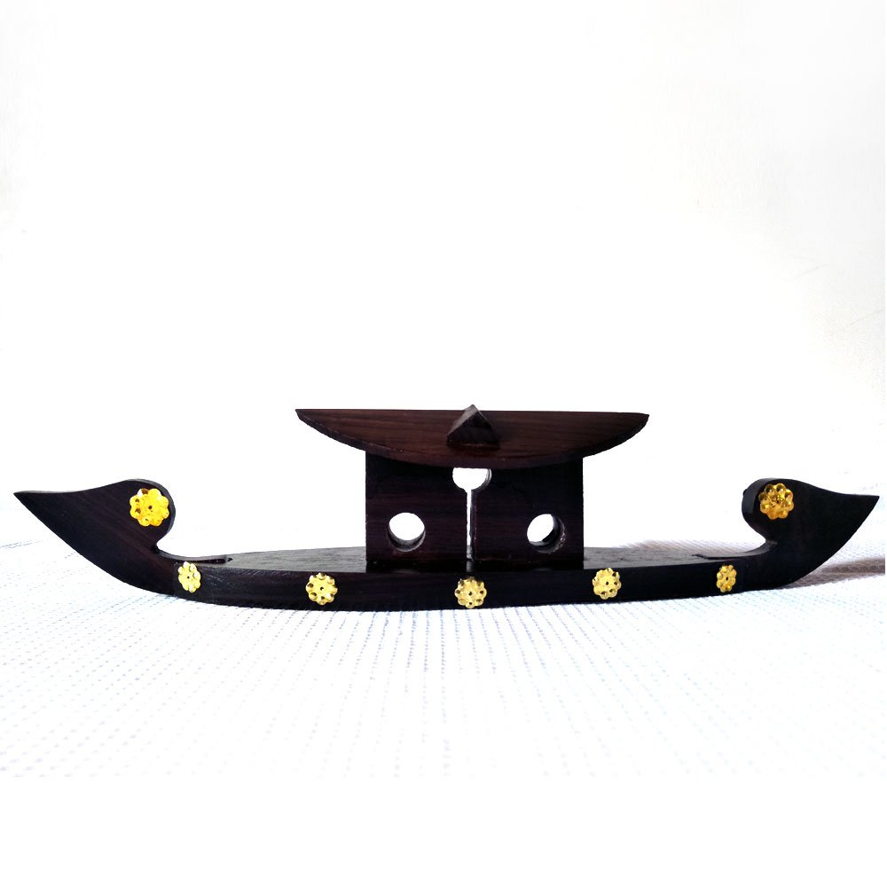 Rosewood crafted Kerala house boat miniature for decor and gifting